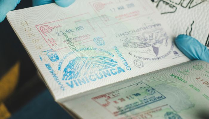 برای گرفتن پاسپورت به چه مدارکی نیاز است؟